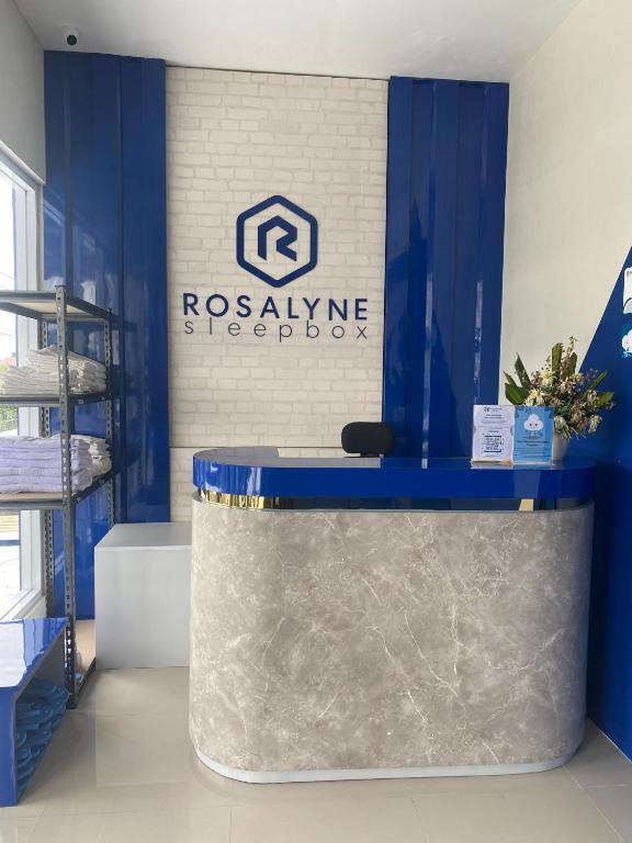 Certifikát, hodnocení, plakát nebo jiný dokument vystavený v ubytování Rosalyne Sleepbox Yogyakarta