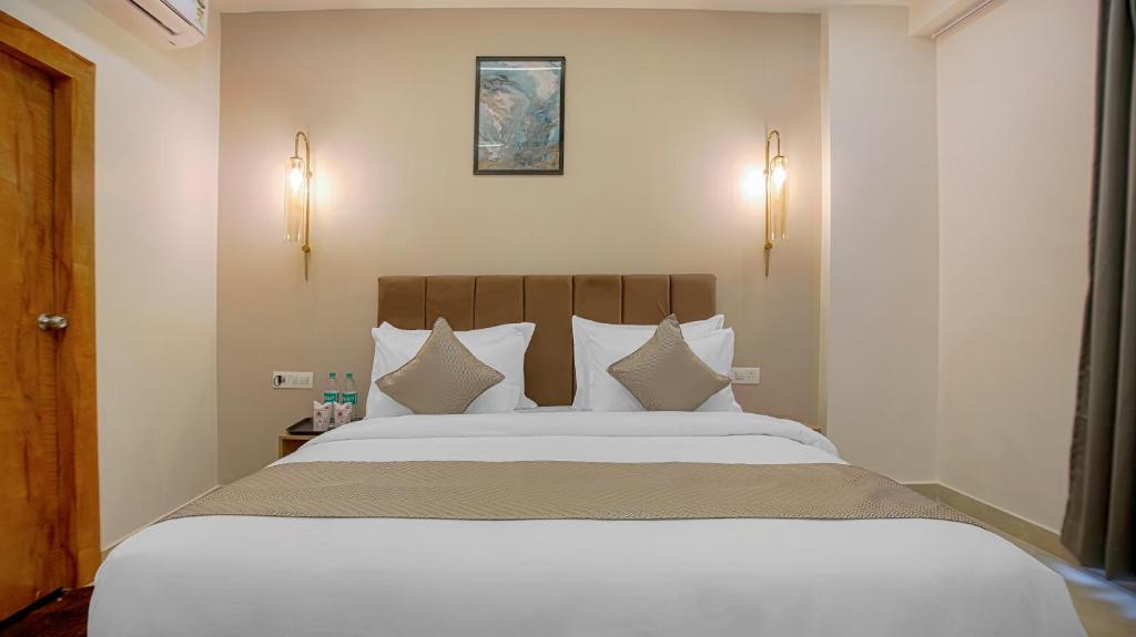 Postel nebo postele na pokoji v ubytování PerfectStayz Premium Cadillac