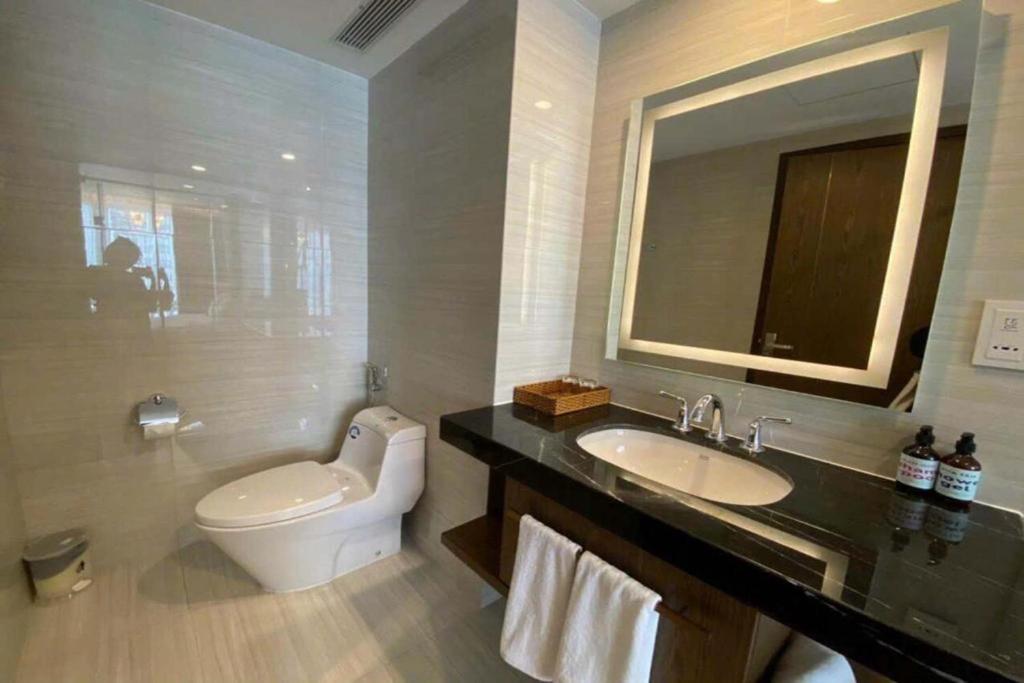 Koupelna v ubytování Panorama Beach Pearl Nha Trang Residences