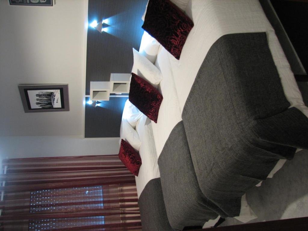 Hostal Meson do Loyo - Camera Tripla Con Bagno Privato