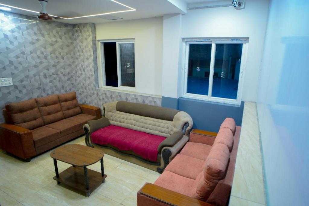 Posezení v ubytování HOTEL RAAJ GRAND