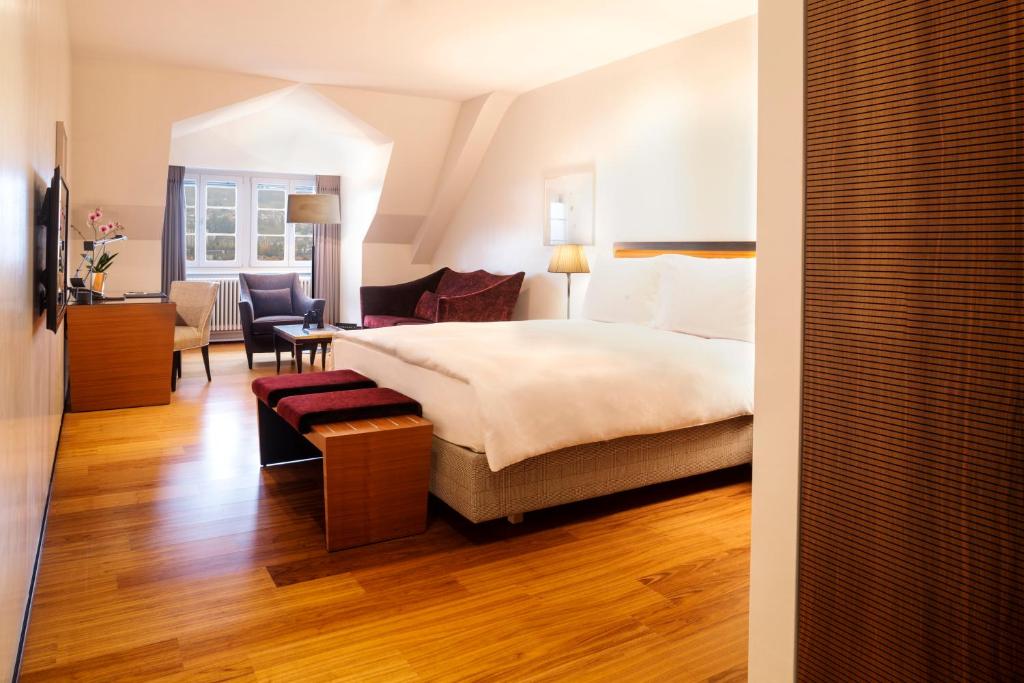 Hotel Bellevue Palace Bern - Resim 38