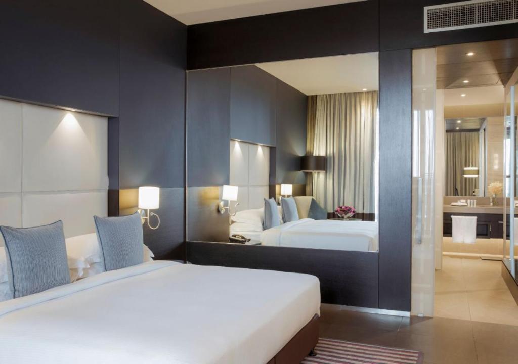 The Abdali Boulevard Hotel - Suite Met één Slaapkamer Met Balkon