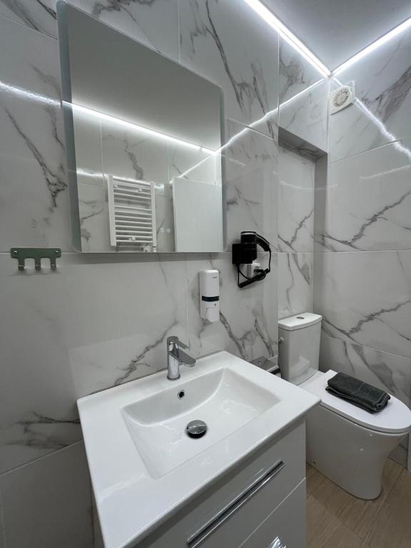 Ermou Suite Evaggelistrias
