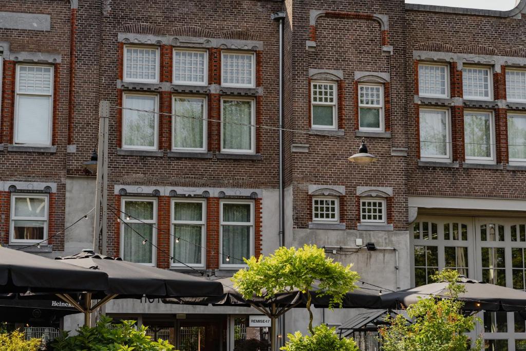 Hotel De Hallen - Resim 6