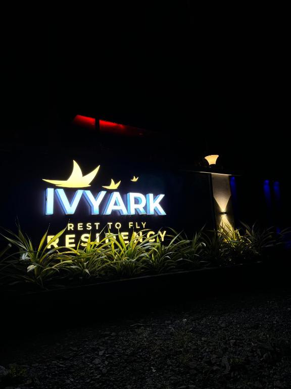 Certifikát, hodnocení, plakát nebo jiný dokument vystavený v ubytování IvyArk Residency