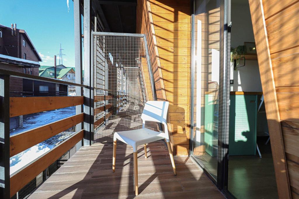 Balkón nebo terasa v ubytování Stylish Studio Apartment with balcony In Marshall Gudauri Project