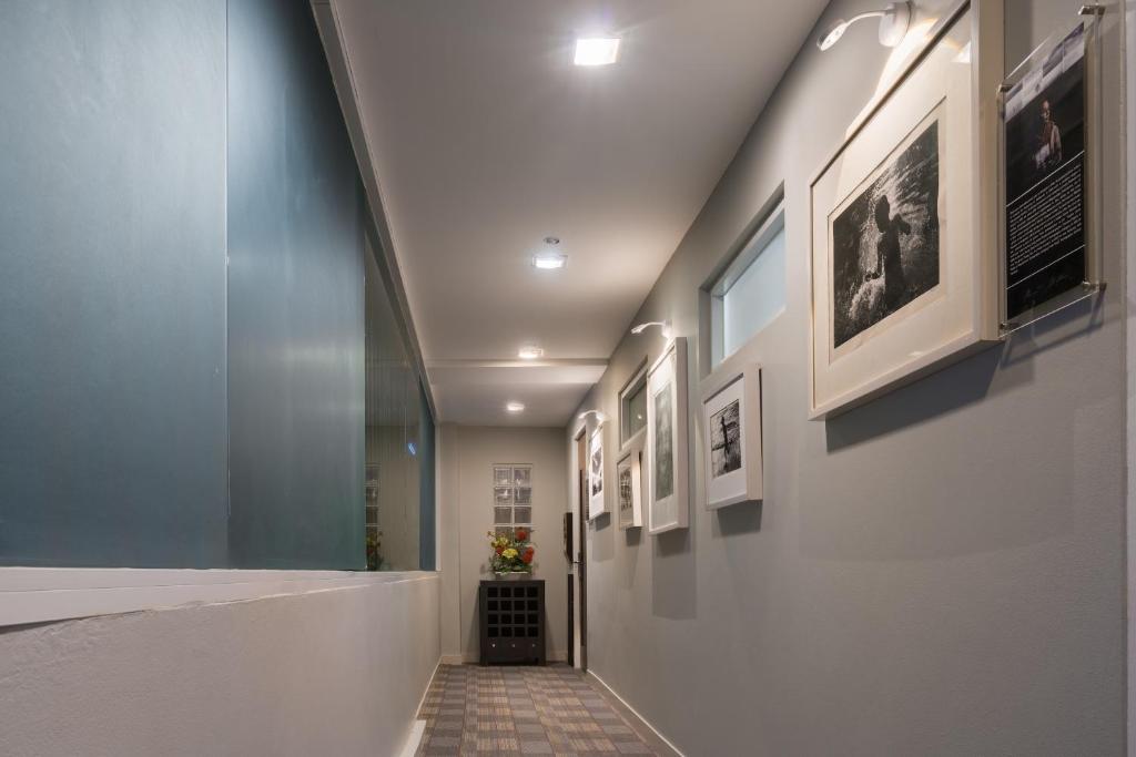 Aspira Suites Sukhumvit 20 - Resim 42