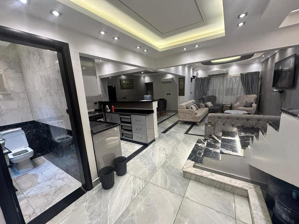Kuchyň nebo kuchyňský kout v ubytování Grand Oasis Rooms