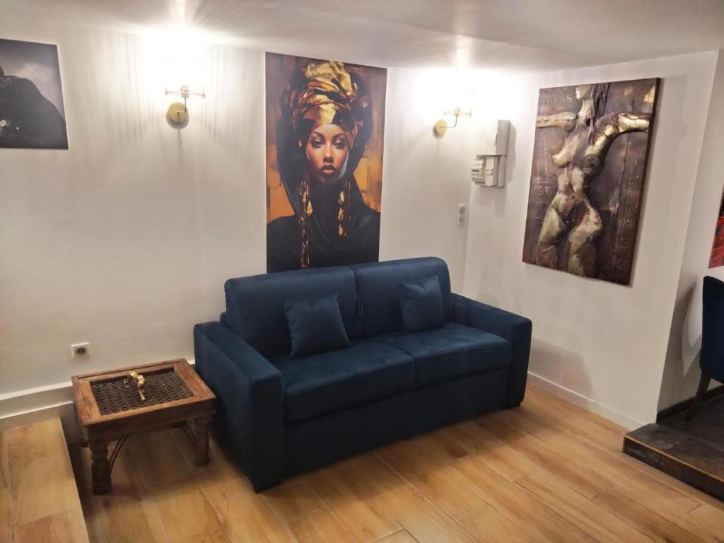 Χώρος καθιστικού στο Remarquable Studio