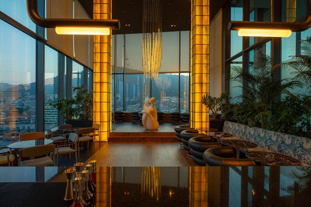 Gestir sem dvelja á Radisson Blu Iveria Hotel