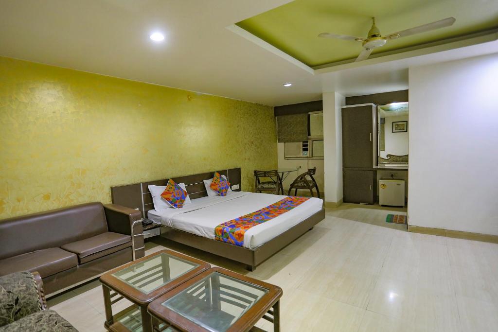 FabHotel Midland - Suite