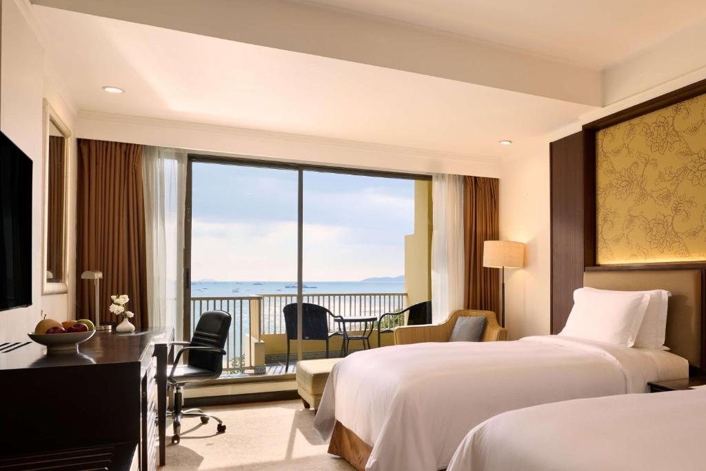 Dusit Thani Pattaya - Premium Sea View Twin