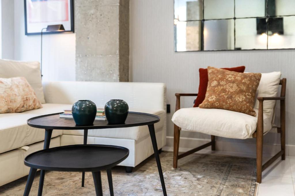 Posedenie v ubytovaní Luxury Apartment Alcazaba by Nagoa Homes