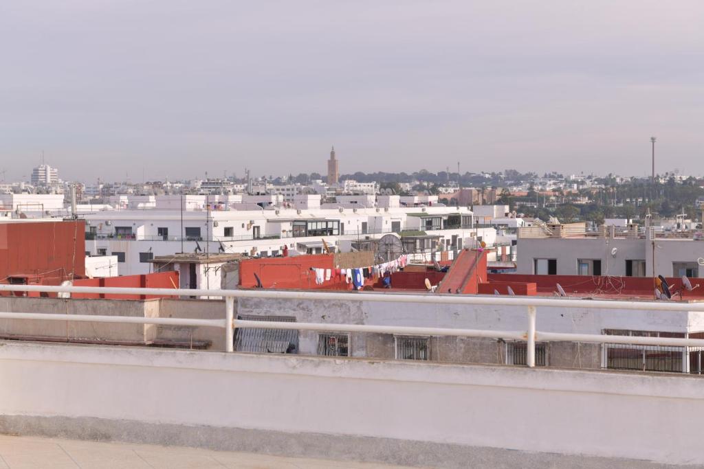 Nespecifikovaný výhled na destinaci Rabat nebo výhled na město při pohledu z apartmánu