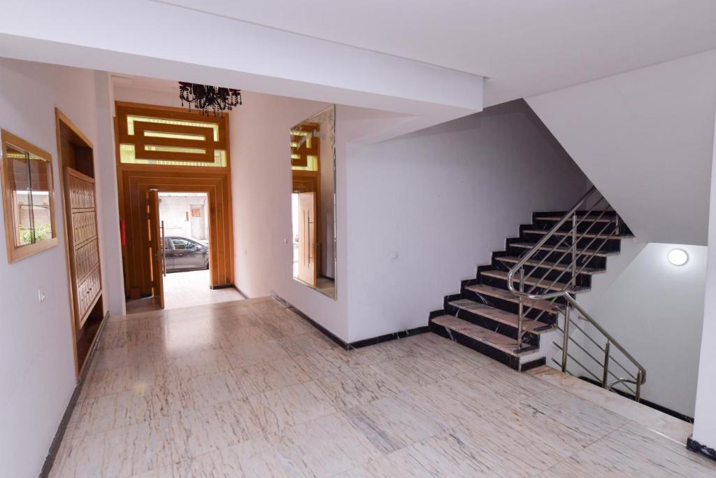 Fotografie z fotogalerie ubytování Cozy Duplex appartement wifi parking proximité v destinaci Rabat