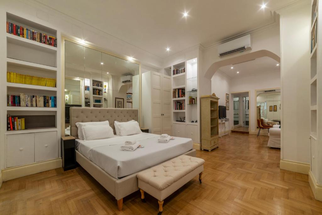 The Mirror Suite next to Spanish Steps