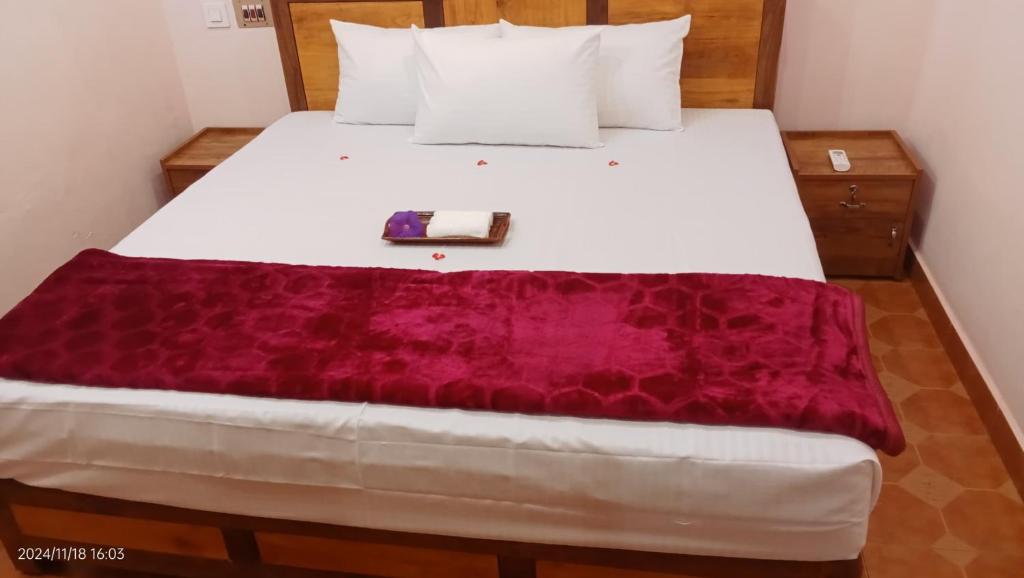 Postel nebo postele na pokoji v ubytování Diamond Villas Wayanad Entire Villa booking