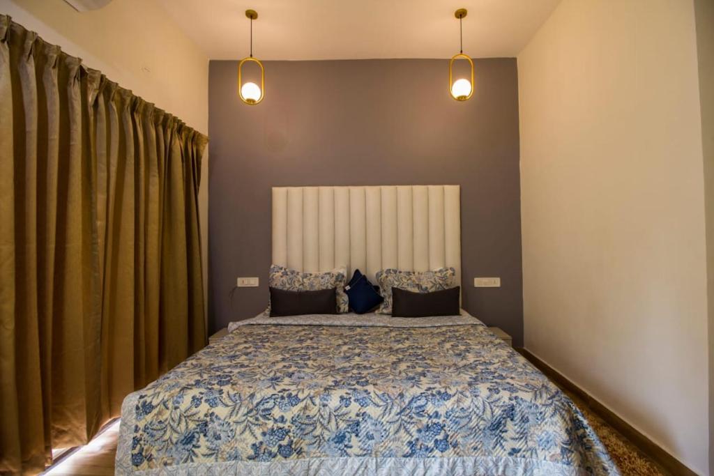 Postel nebo postele na pokoji v ubytování THE ME RA KEE HOUSe