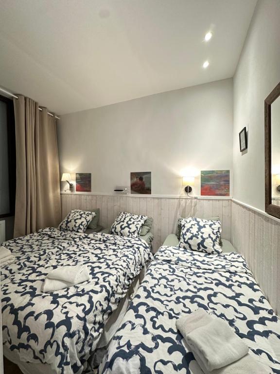 Charles V Marais Apartment - Resim 18