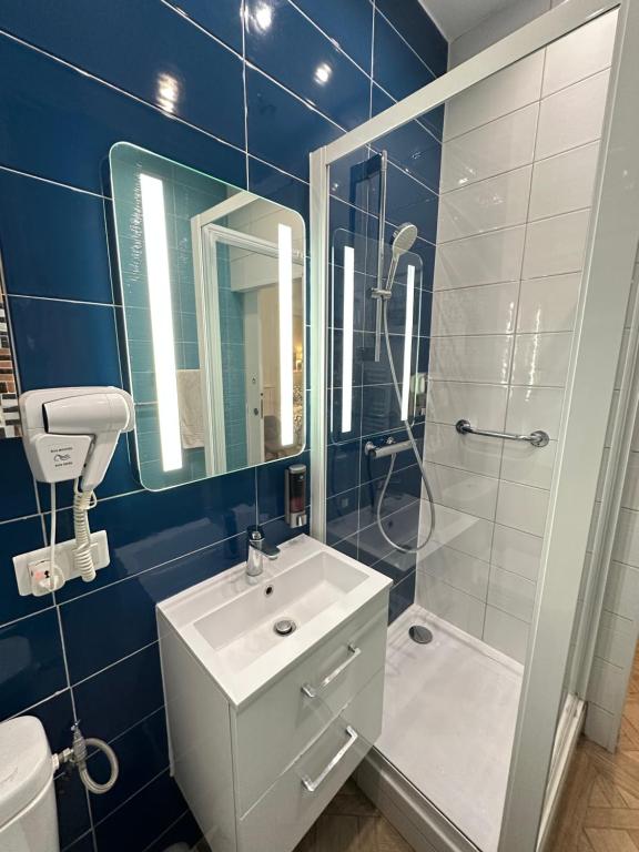 Charles V Marais Apartment - Resim 22