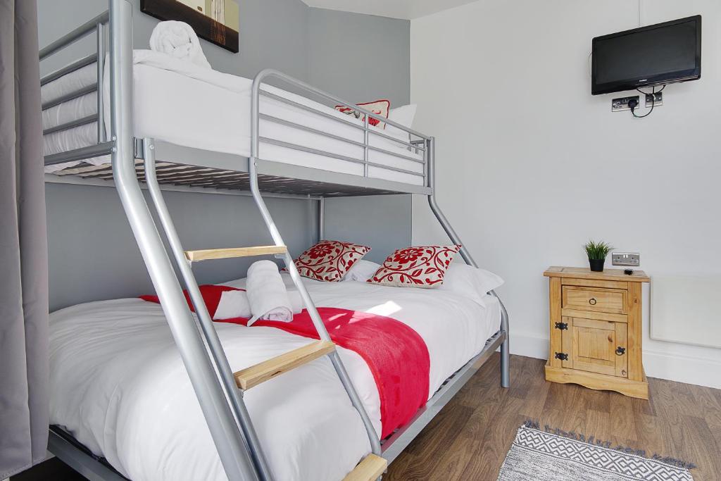 Azure Beach Hotel - Resim 36