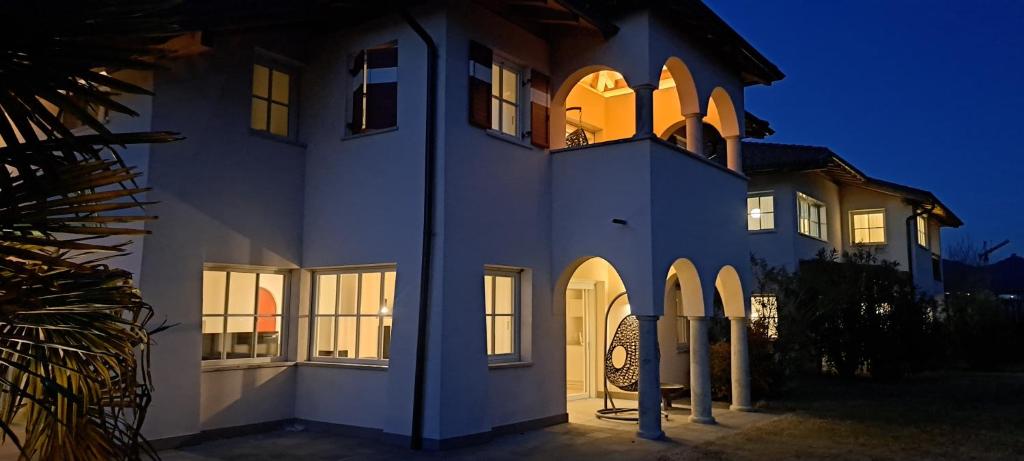 Budova, kde se farma nachází