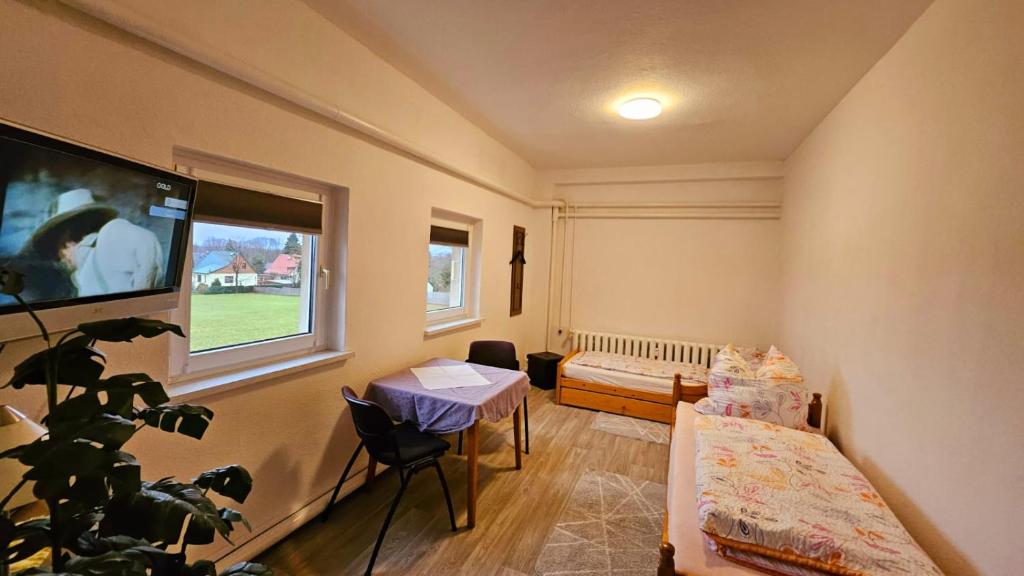 Postel nebo postele na pokoji v ubytování Monteurzimmer Siebenlehn