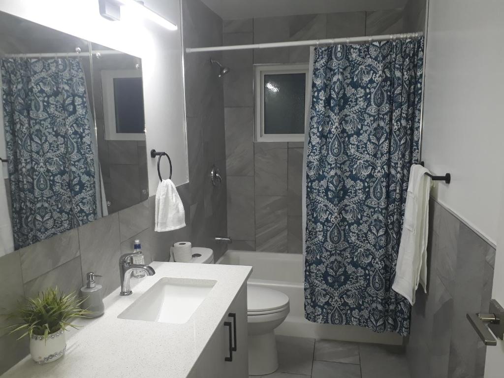 Foto dalla galleria di House B a Edmonton