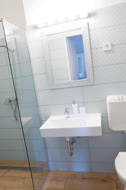 Koupelna v ubytování Pécs Centrum Apartman