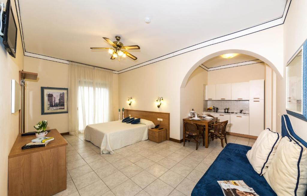TV a/nebo společenská místnost v ubytování Hotel Nettuno