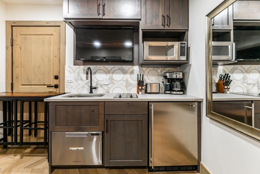 Condos at Canyons Resort by White Pines - Superior Studio