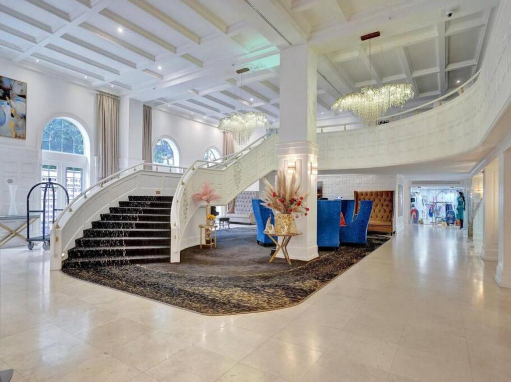 Fotografie z fotogalerie ubytování Luxury 2BD Penthouse with Beach Access and Resort Amenities PH6 v Miami Beach