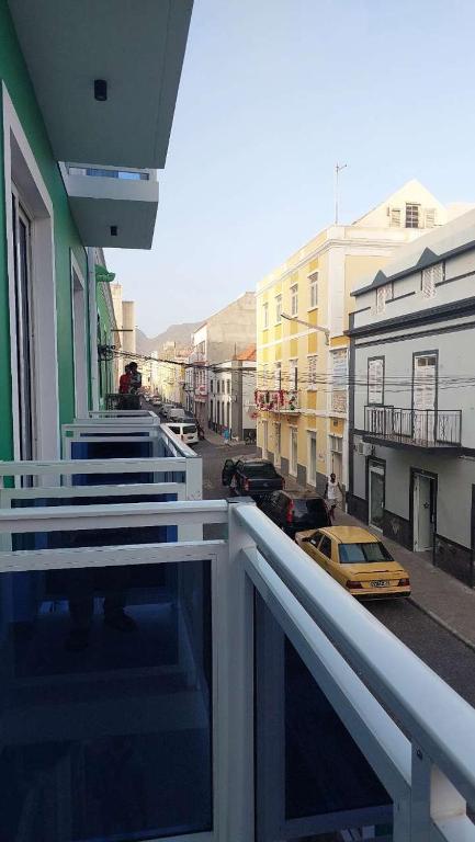 Nespecifikovaný výhled na hory nebo výhled na hory při pohledu z hotelu