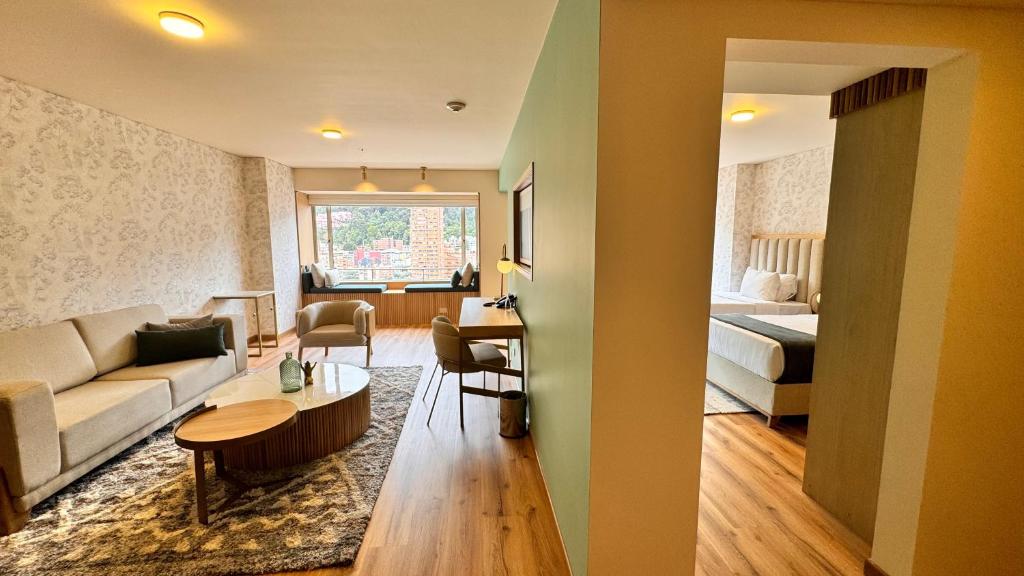 Postel nebo postele na pokoji v ubytování Tequendama Suites Bogota