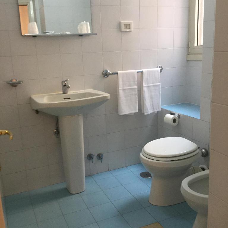 Hotel Touring - Resim 40