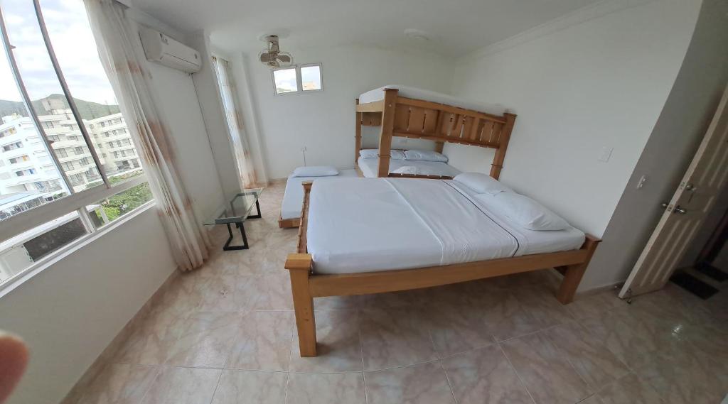 Voodi või voodid majutusasutuse aparta estudio luna azul rodadero 1 toas