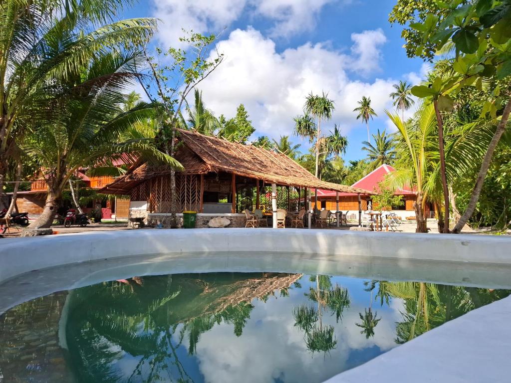 Bazén v ubytování Manoa, boutique Villas and Spa nebo v jeho okolí