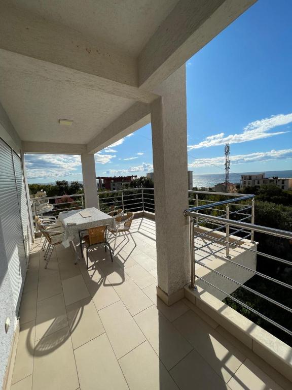 A balcony or terrace at Villa Dobre Vode