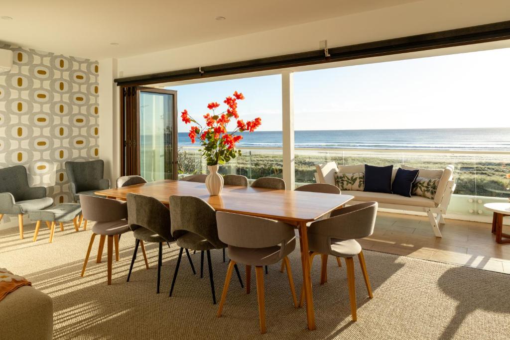 Tessa's on the Beach - Resim 7