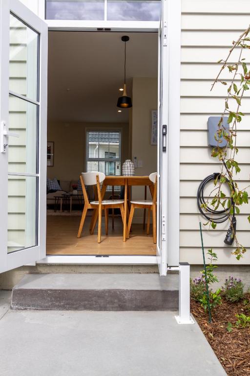 Leitch Cottage with carpark - Resim 29