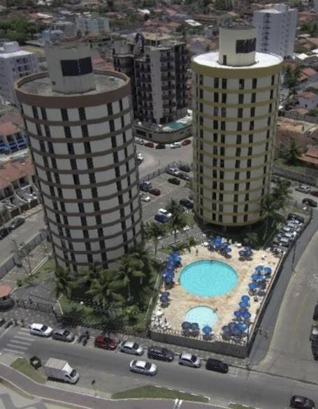 A piscina localizada em PÉ NA AREIA - Frente a Piscina e ao Mar ou nos arredores