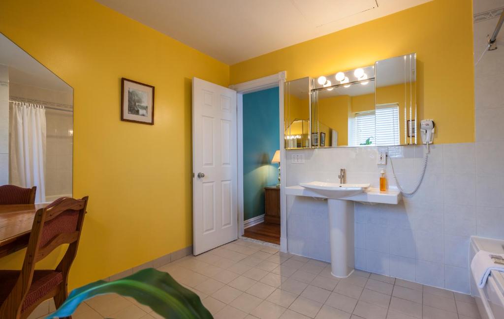 Hotel Chateau de l'Argoat - Resim 24