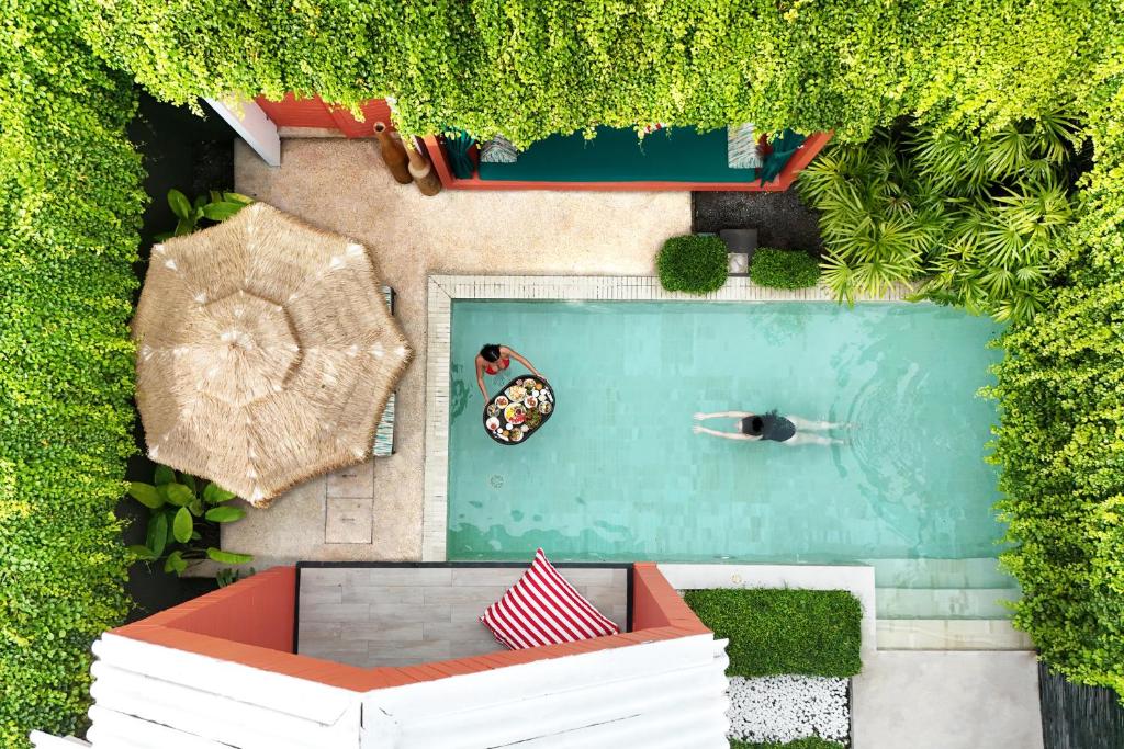 Bazén v ubytování Tolani Resort Koh Samui nebo v jeho okolí