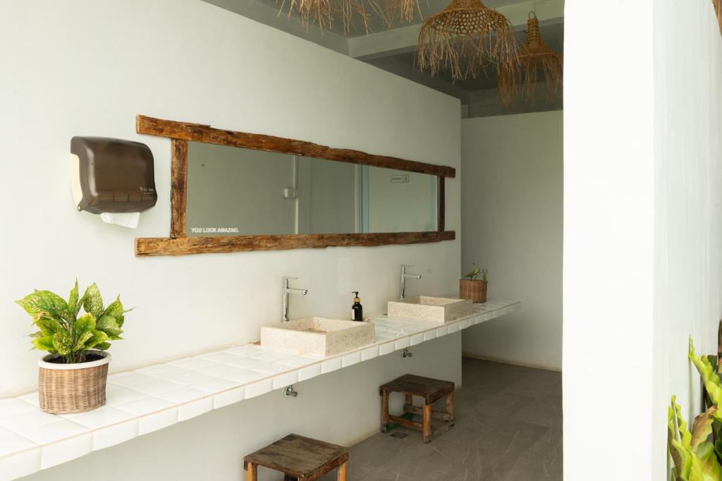 Fotografie z fotogalerie ubytování Sadi Beach House v destinaci Telukbakau