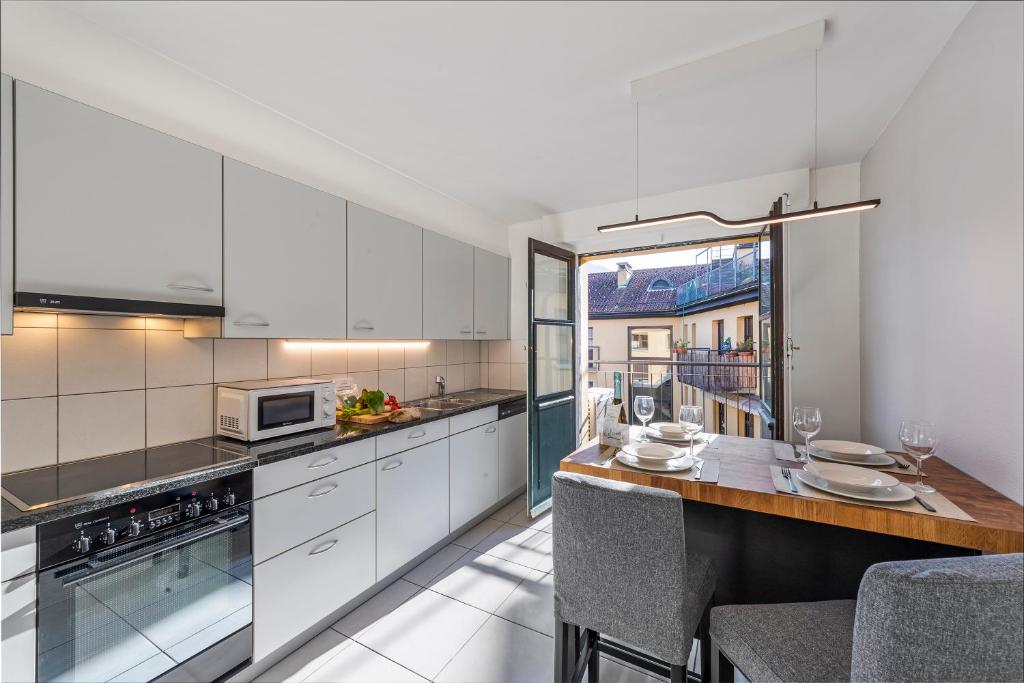 Novos Arcadia 501 - Happy Rentals - Resim 5