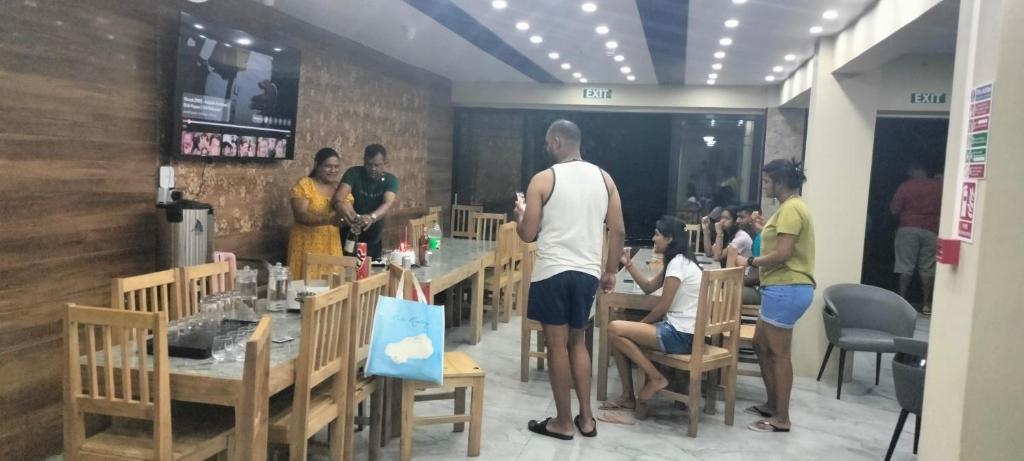 Afbeelding uit fotogalerij van holiday birds ltd in Port Mathurin