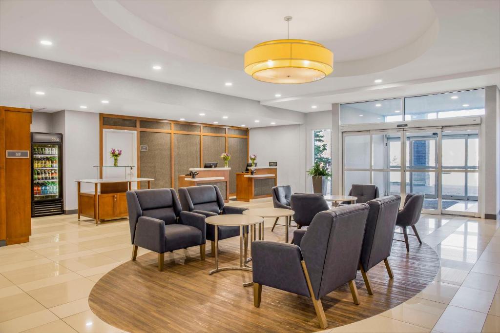 Homewood Suites by Hilton Winnipeg Airport - Polo Park - Resim 13
