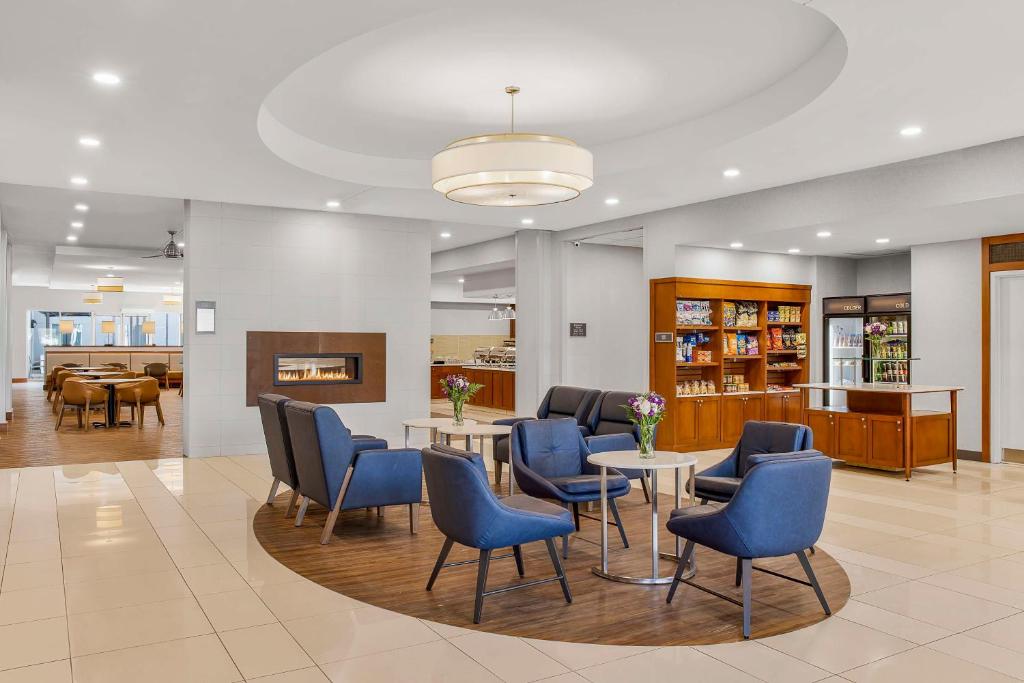 Homewood Suites by Hilton Winnipeg Airport - Polo Park - Resim 14