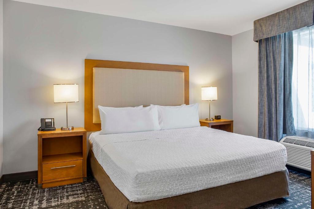 Homewood Suites by Hilton Winnipeg Airport - Polo Park - Resim 37